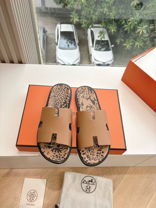 H*rmes Sandals