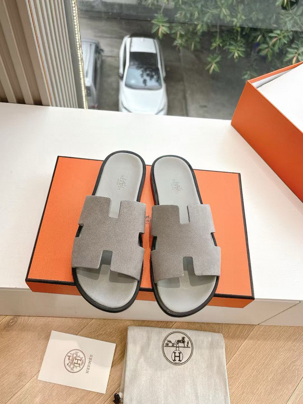 H*rmes Sandals