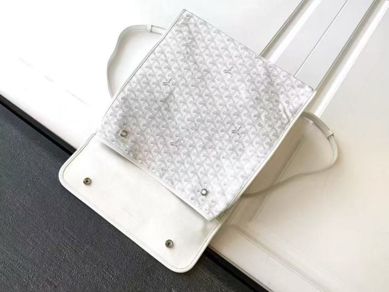 G09ard saint leger backpack