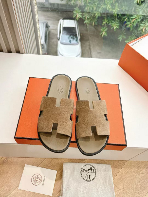 H*rmes Sandals