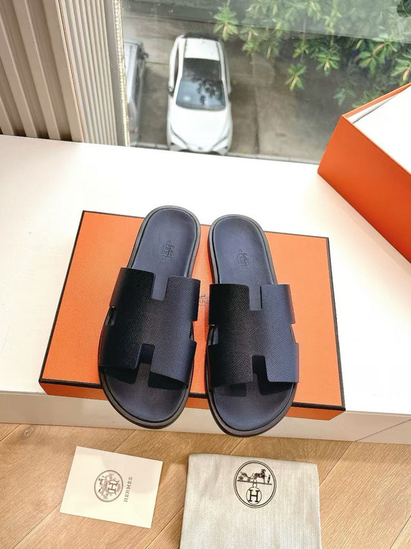 H*rmes Sandals