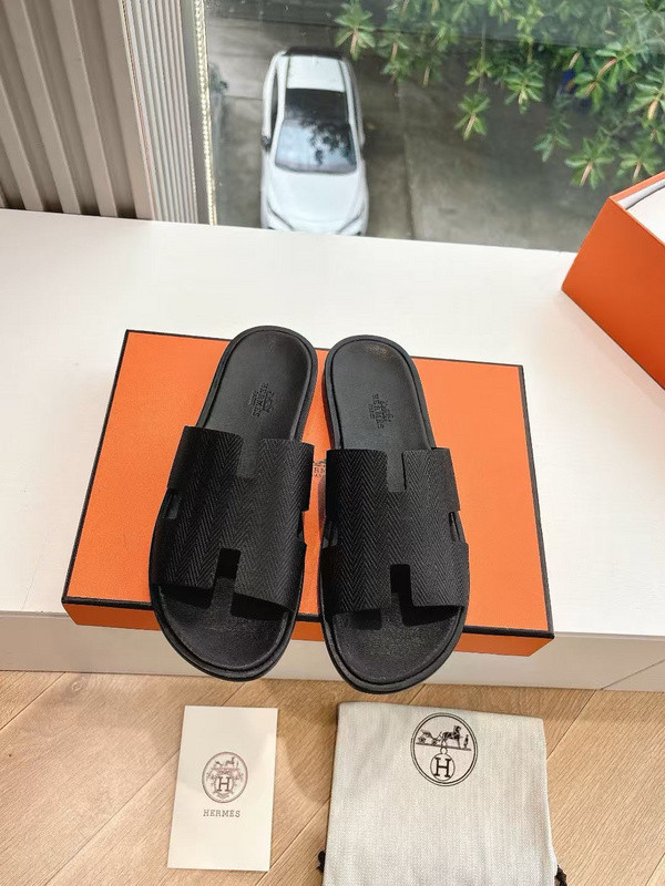 H*rmes Sandals