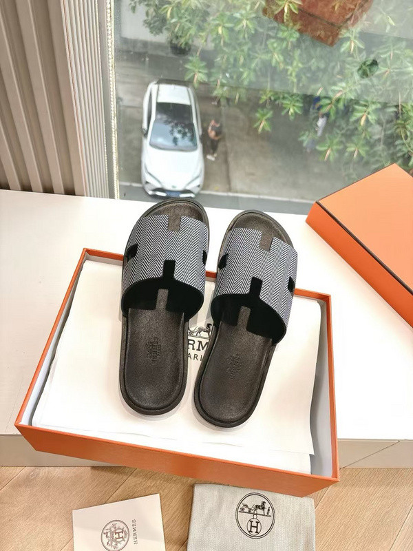 H*rmes Sandals