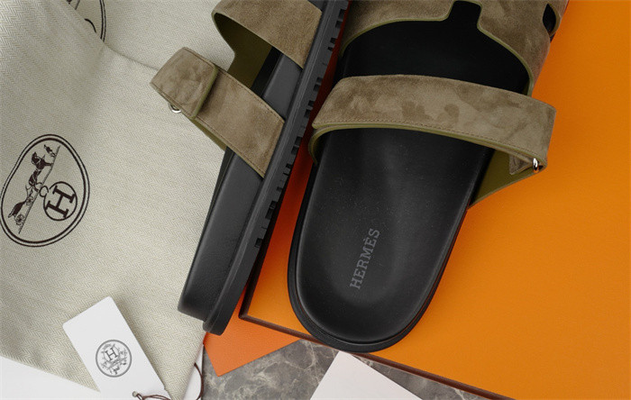 H*rmes Sandals