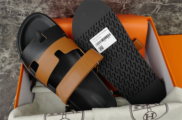 H*rmes Sandals