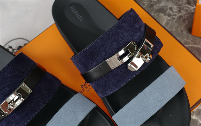 H*rmes Sandals