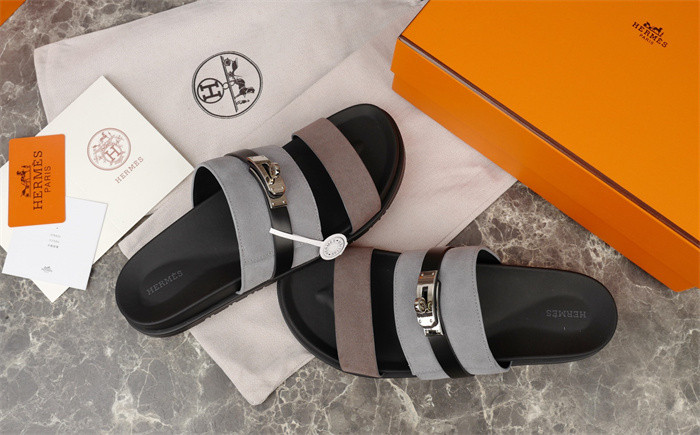 H*rmes Sandals