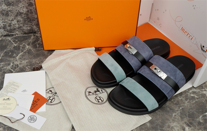 H*rmes Sandals