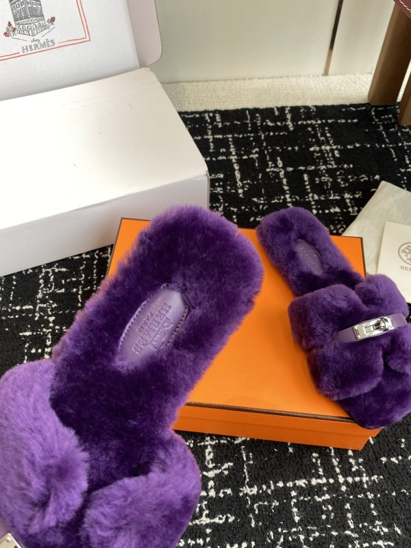 H*rmes Sandals