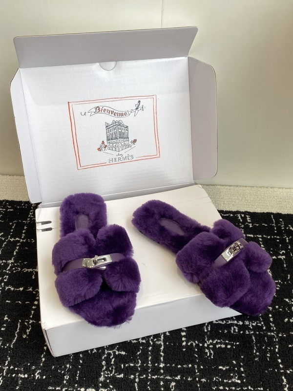 H*rmes Sandals