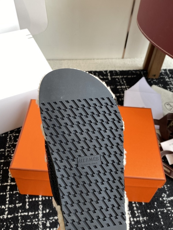 H*rmes Sandals（TEXTURED)