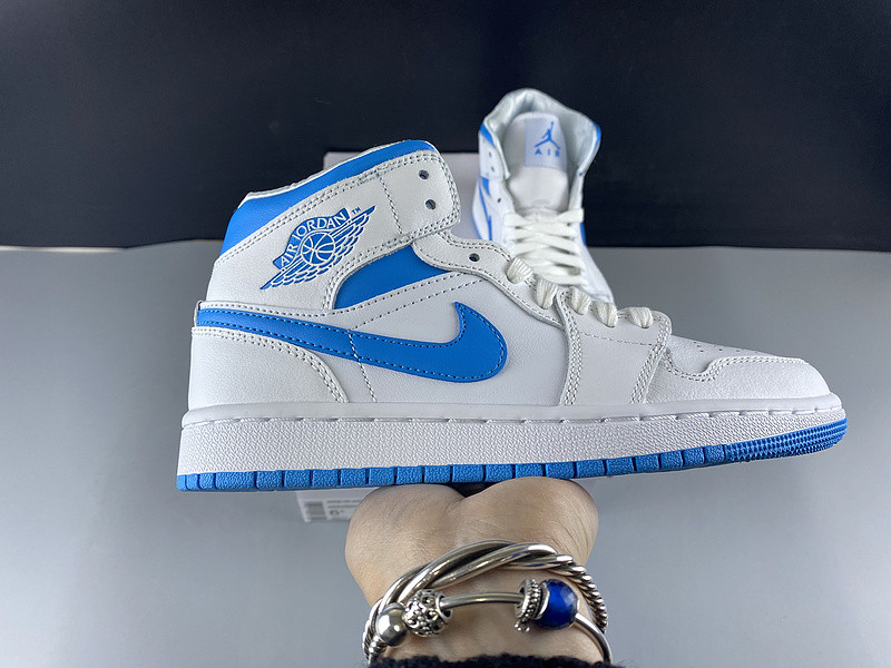 Air Jordan 1 Mid UNC BQ6472-114