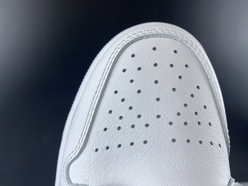 Air Jordan 1 Mid UNC BQ6472-114