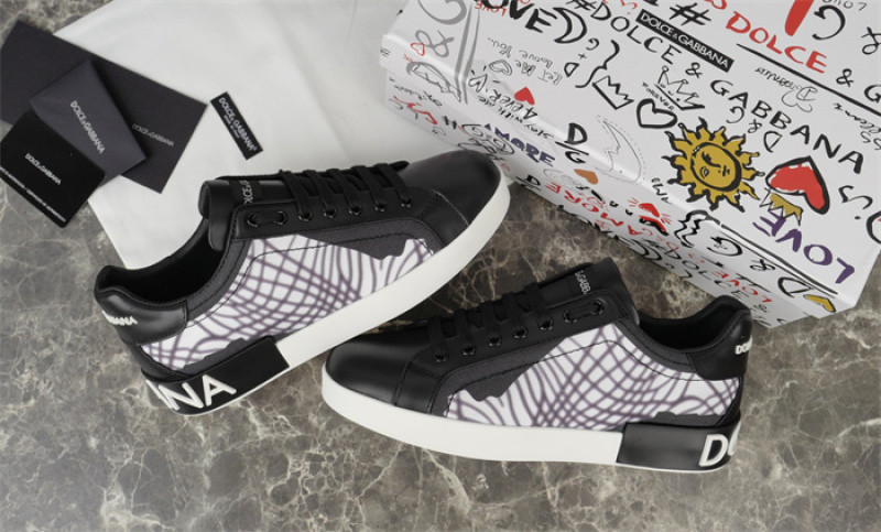 DG SNEAKER