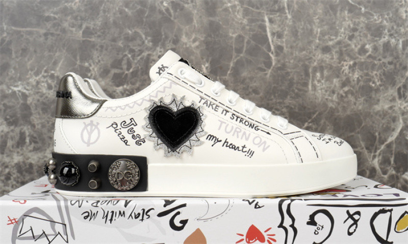 DG SNEAKER