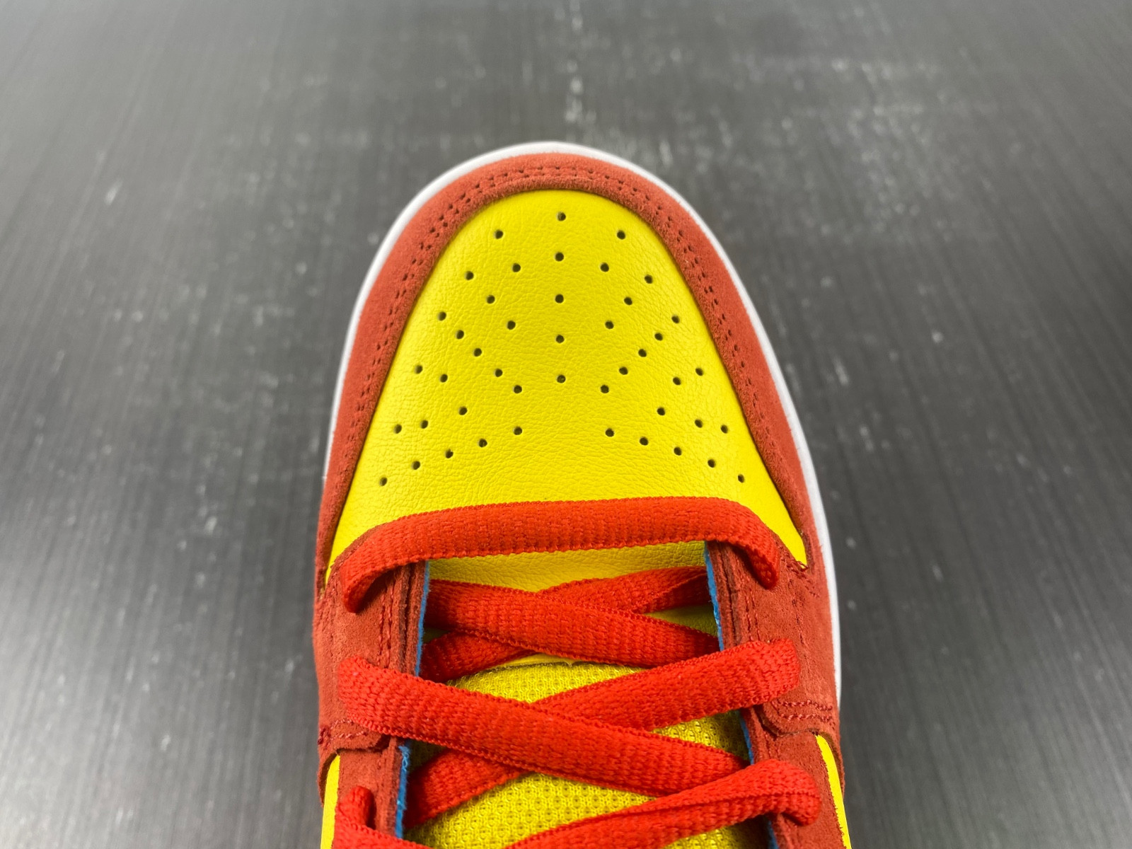 Nike SB Dunk Low Pro Bart Simpson BQ6817-602