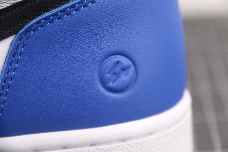 Air Jordan 1 AJ 1 Retro High OG 716371-040