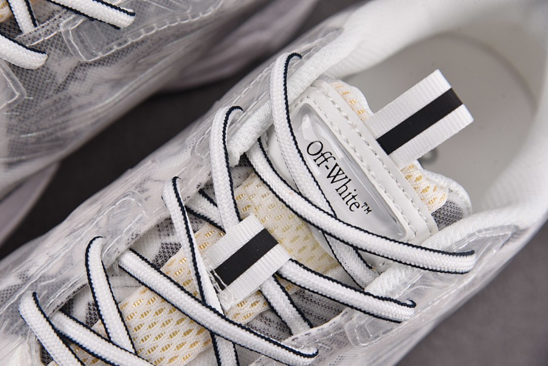 OFF-WHITE ODSY-2000