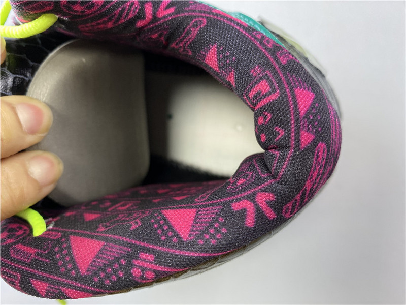 AIR JORDAN 13 RETRO DOERNBECHER 836405-305