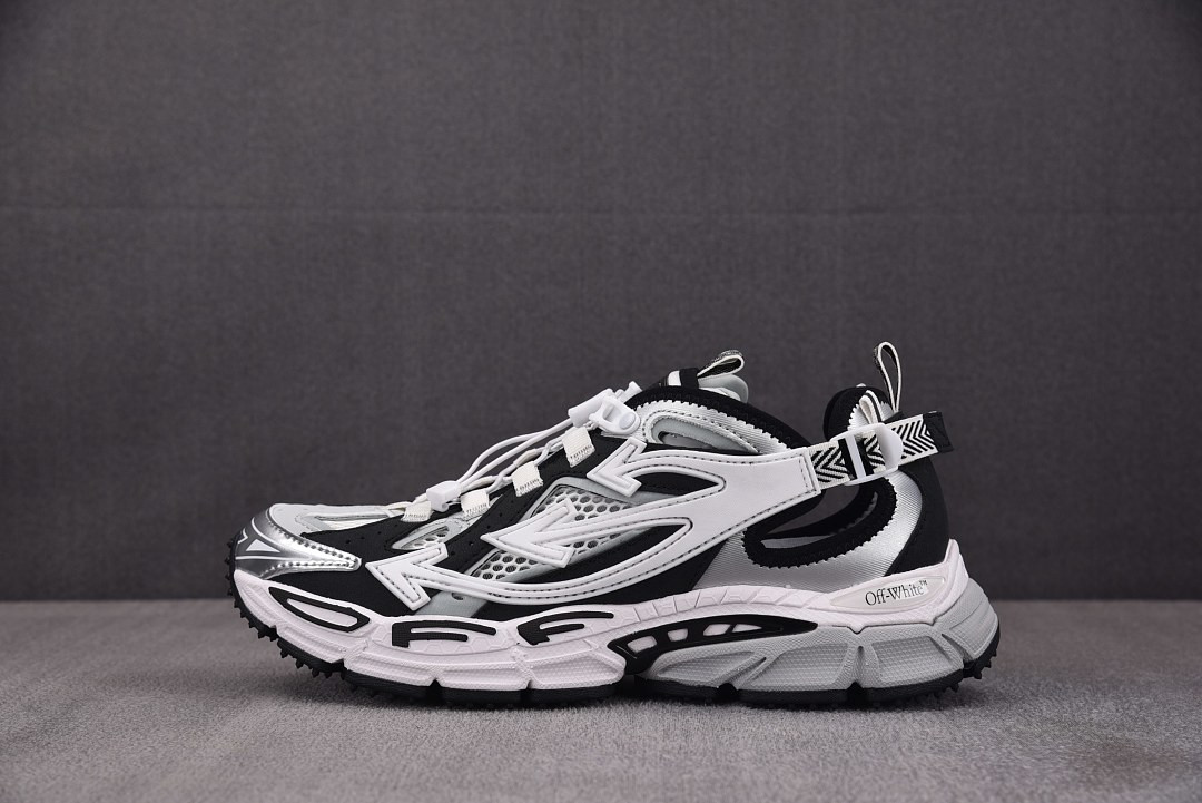Off-White c/o Virgil Abloh