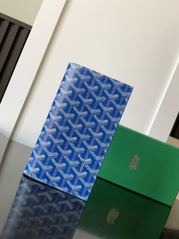 G09ard saint-roch long wallet