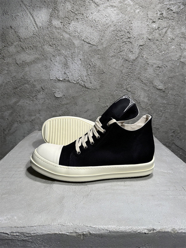 RICK 0WENS SNEAKERS