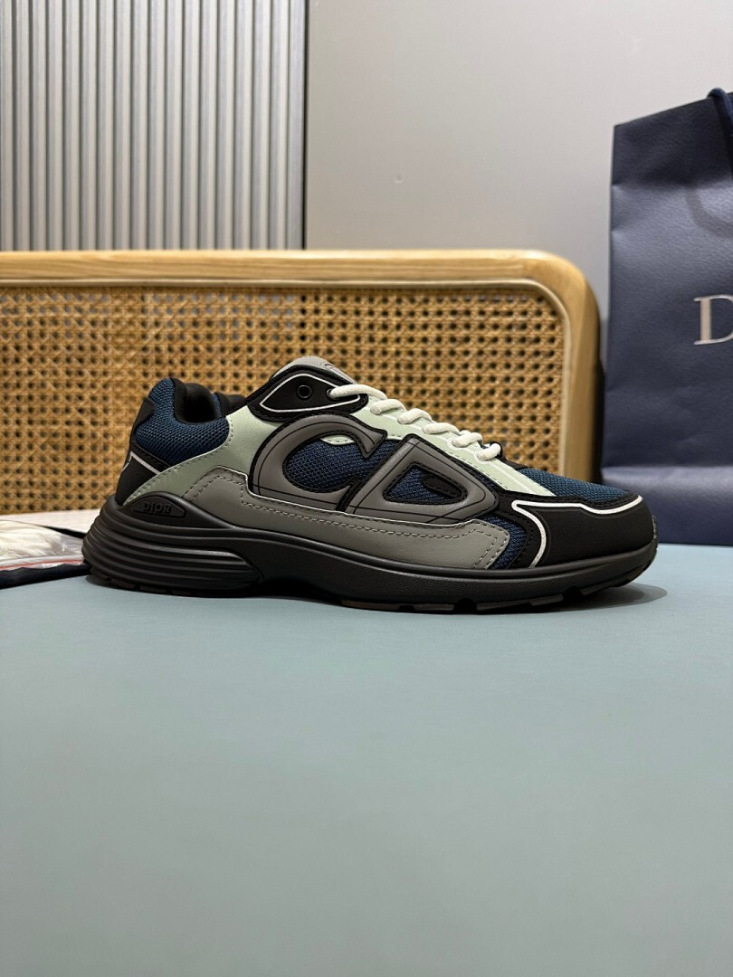 DR B30 SNEAKER
