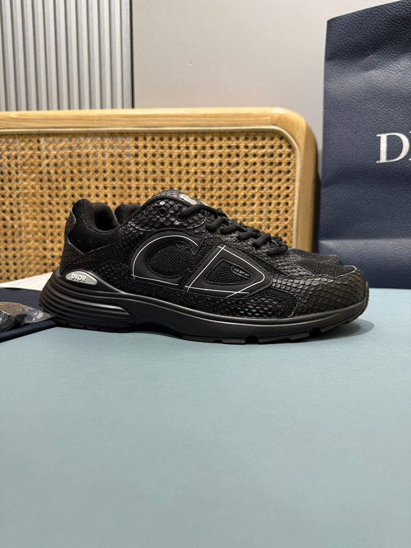 DR B30 SNEAKER