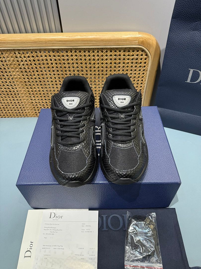 DR B30 SNEAKER