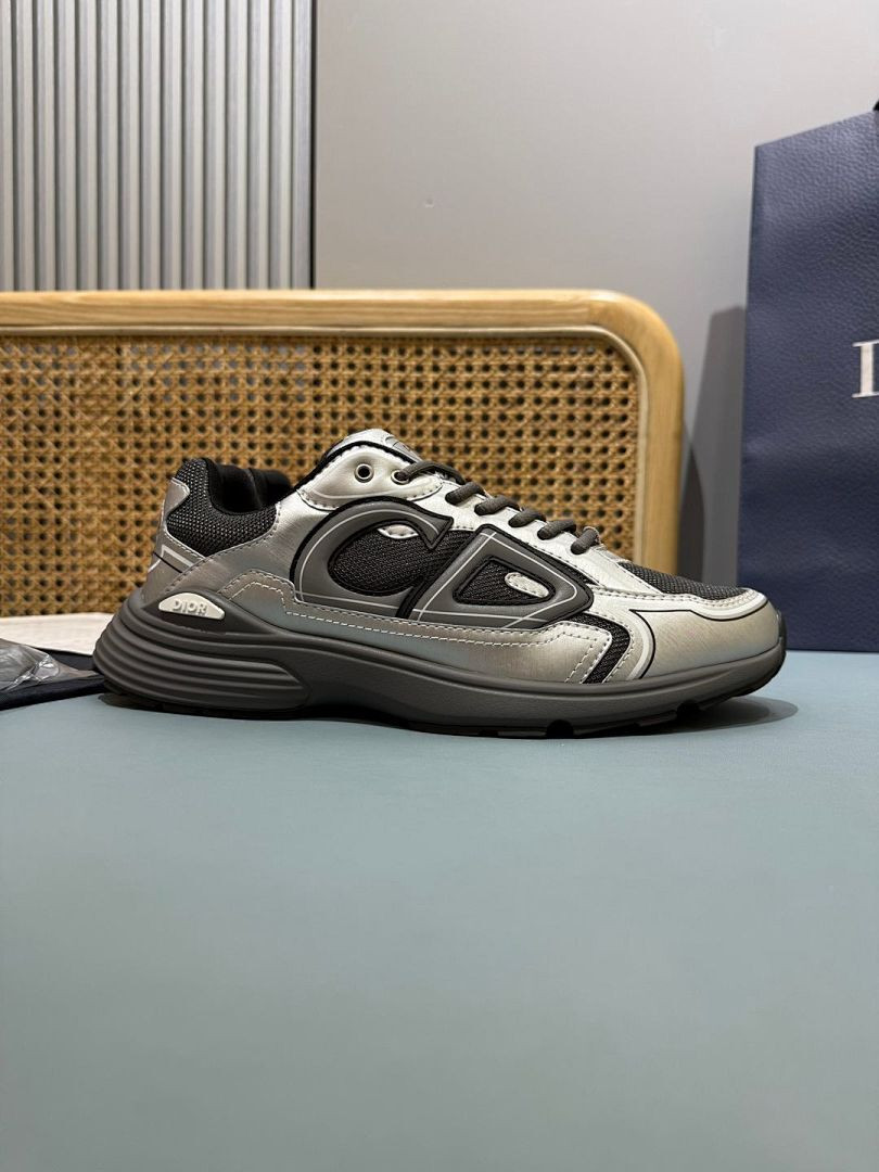 DR B30 SNEAKER