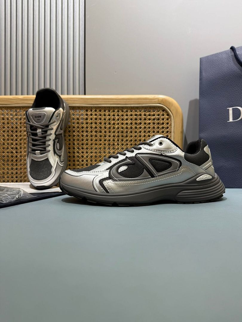 DR B30 SNEAKER