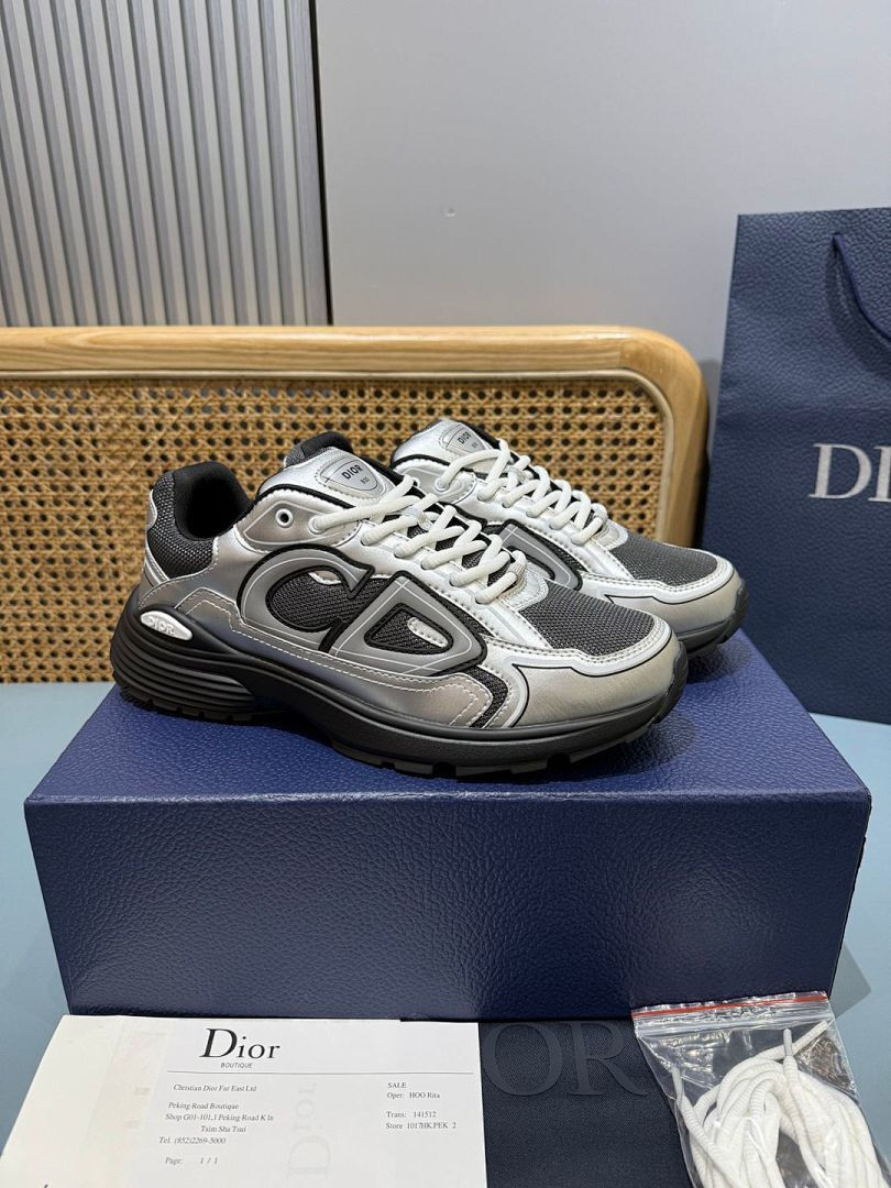 DR B30 SNEAKER