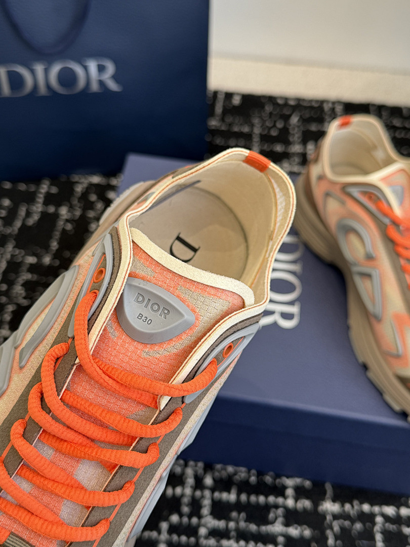 DR B30 SNEAKER