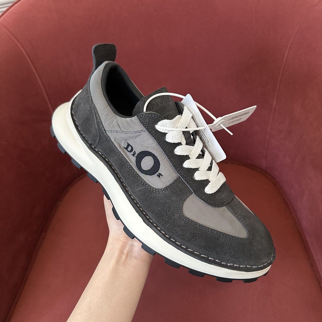 DR B30 SNEAKER