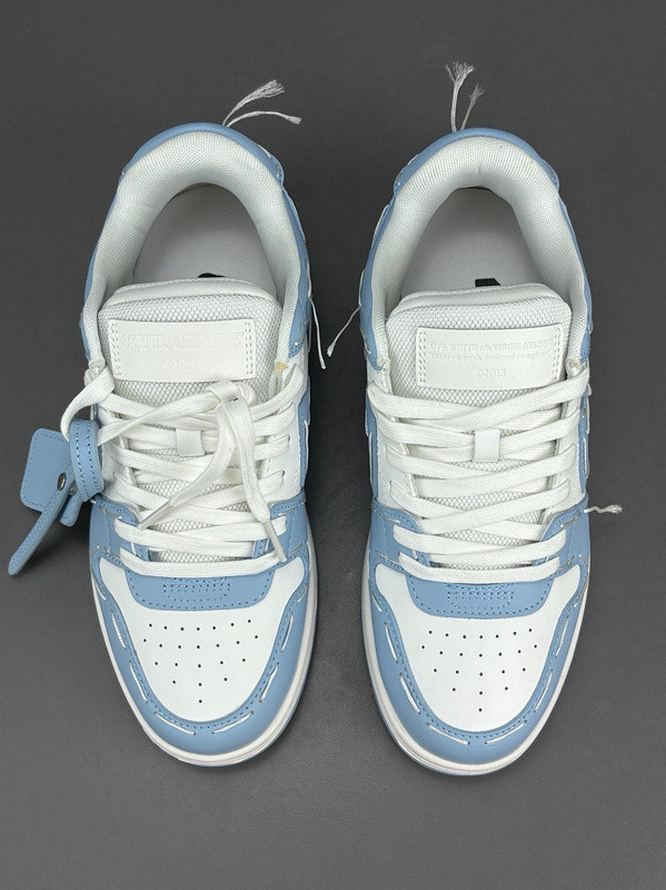 Off-White c/o Virgil Abloh