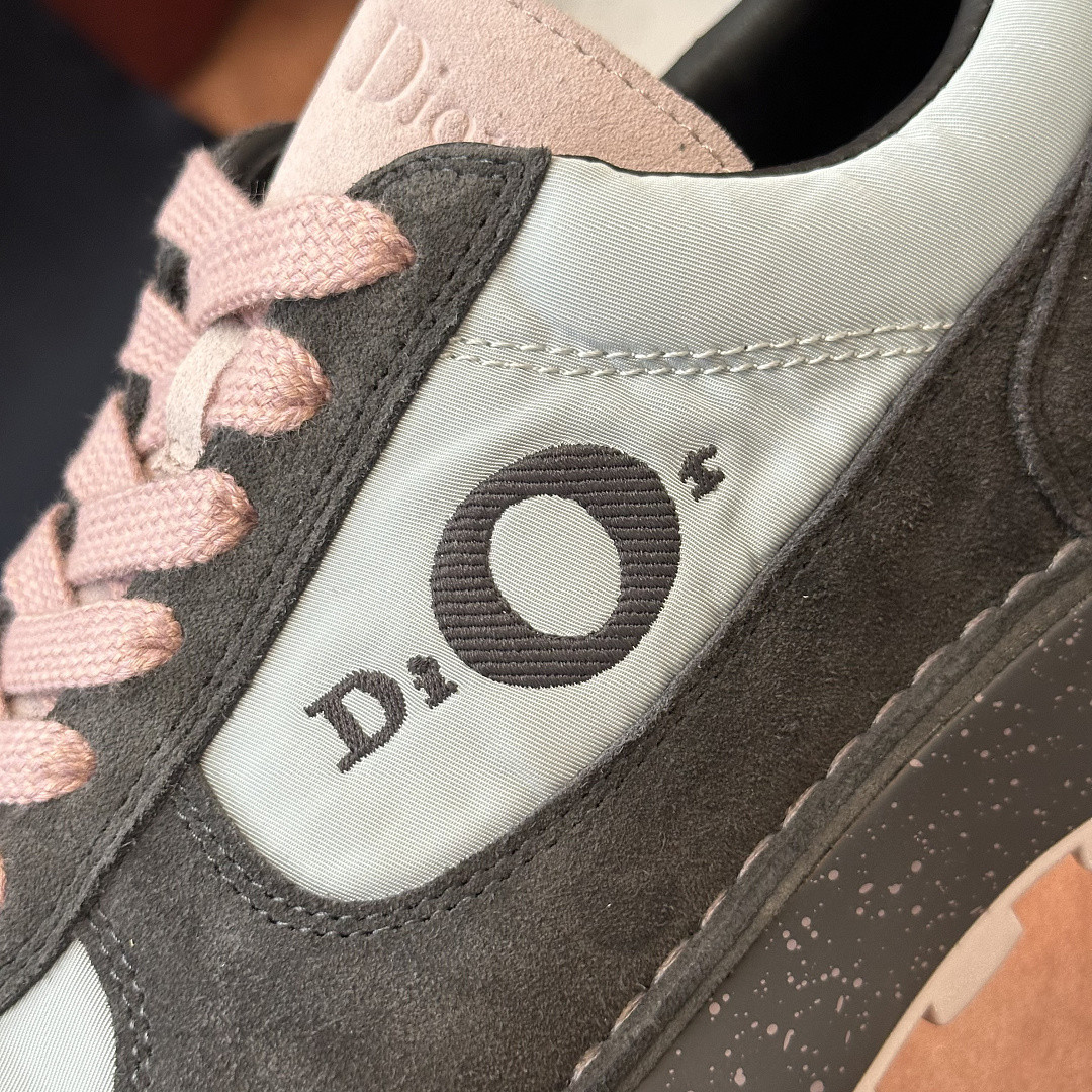 DR B30 SNEAKER