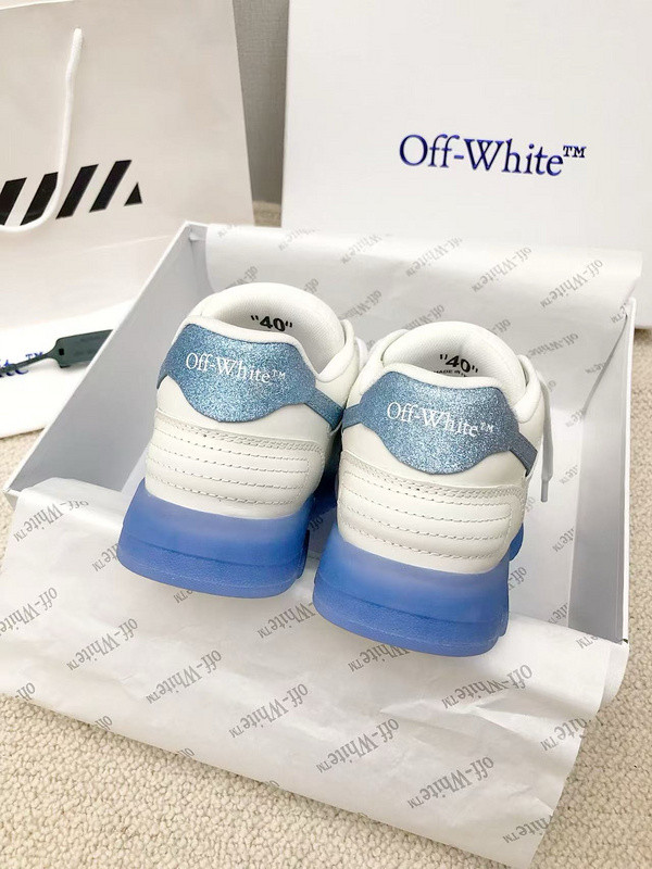 Off-White c/o Virgil Abloh