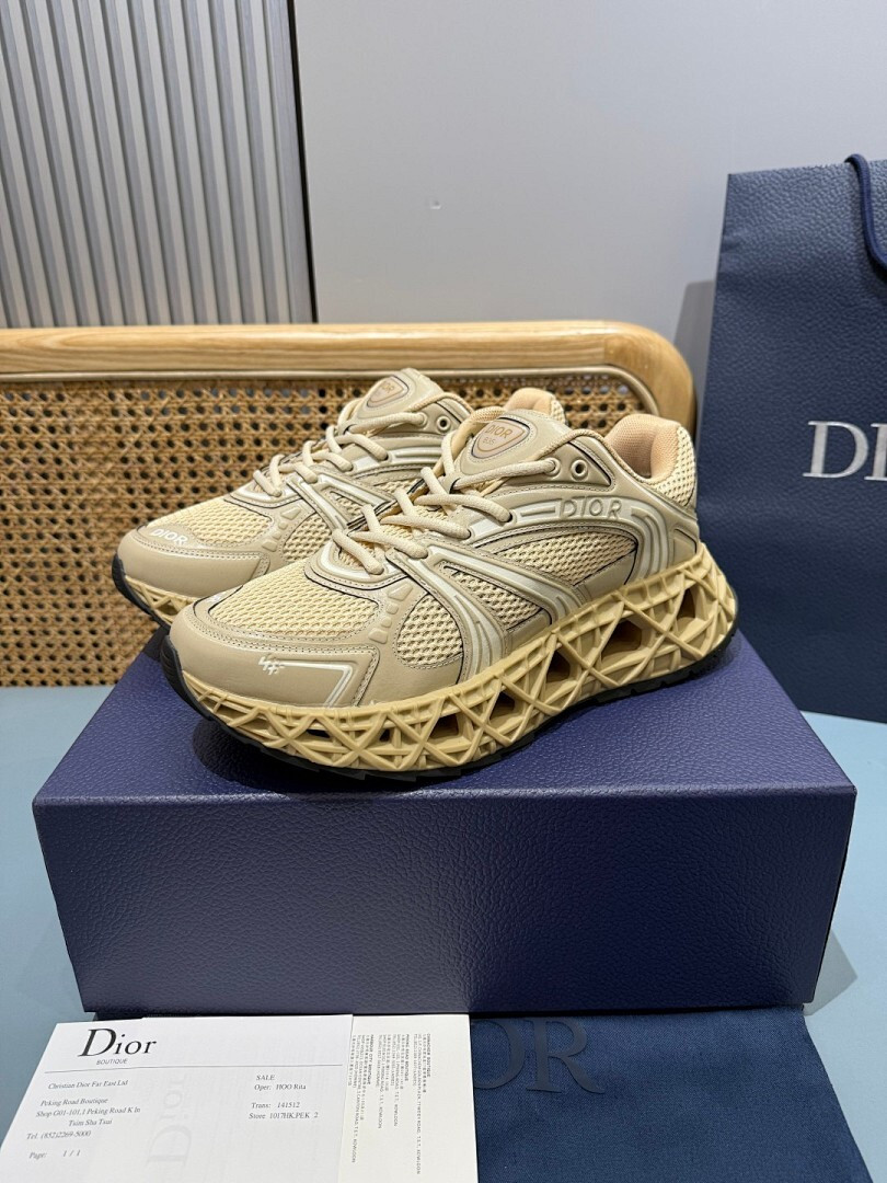 DR B35 NXXT sneaker