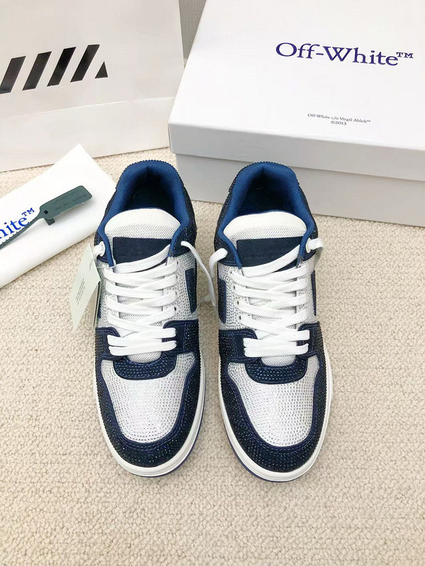 Off-White c/o Virgil Abloh