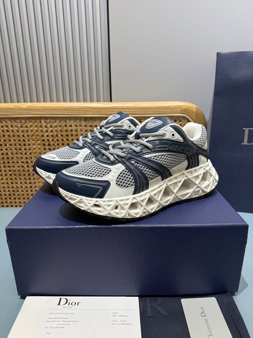 DR B35 NXXT sneaker