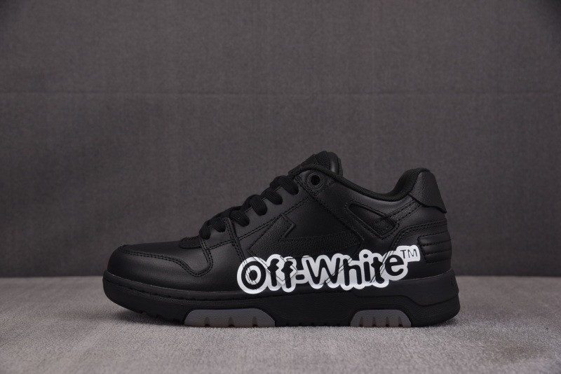 Off-White c/o Virgil Abloh
