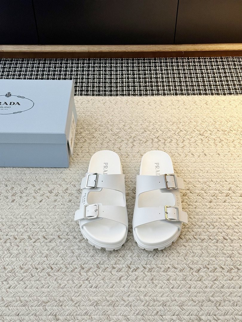 P*DA Slippers