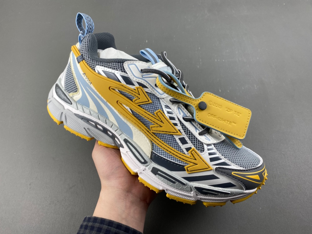 Off-White c/o Virgil Abloh