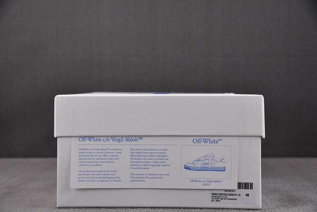 Off-White c/o Virgil Abloh