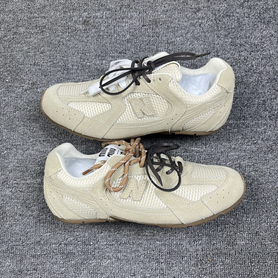 Miu Miu x New Balance 530 Sneakers