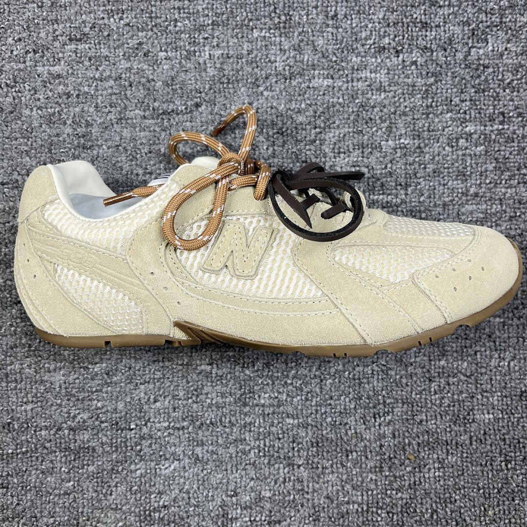 Miu Miu x New Balance 530 Sneakers