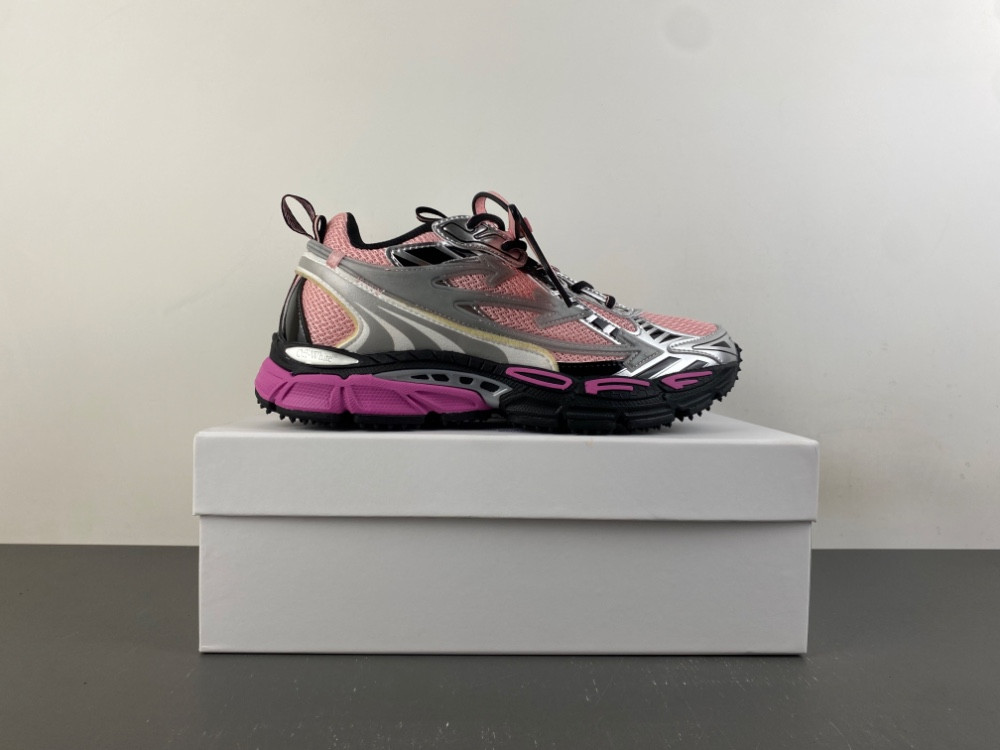 Off-White c/o Virgil Abloh