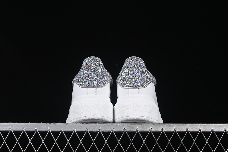 ALEXANDER MCQUEEN SNEAKER