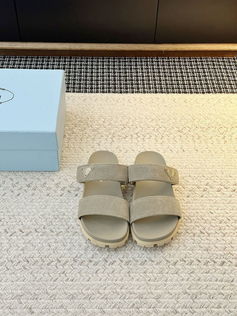 P*DA Slippers