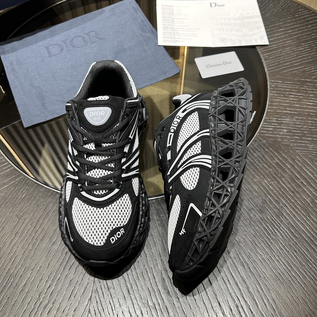 DR B35 NXXT sneaker